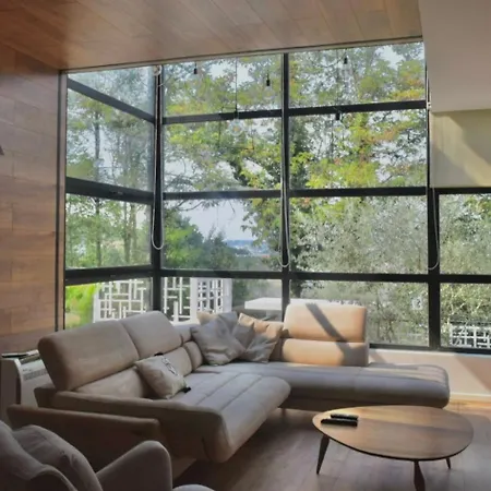 Villa Redrosevilla Tirana